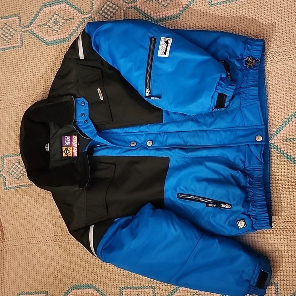 BOGO 🤫 Vintage ski-doo Snowmobile Jacket.